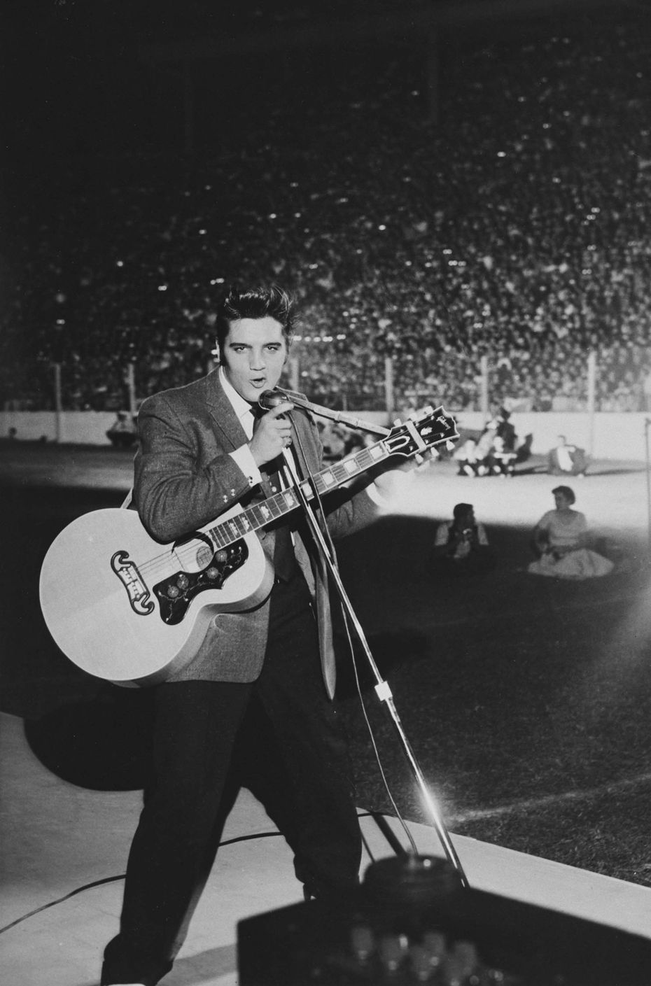 1956 Elvis at Cotton Bowl.jpg